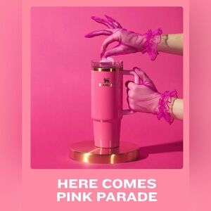 Stanley Pink Parade Cup in 30oz